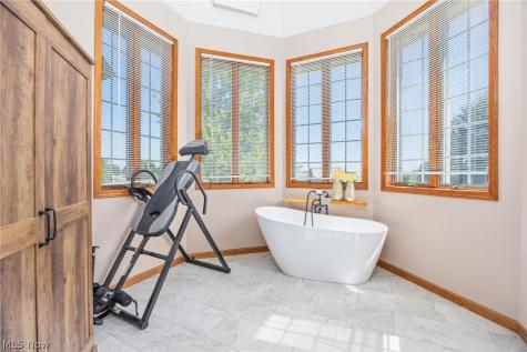 6585 Stone Road Medina OH 44256