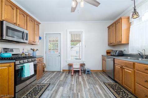 631 Lawson Avenue Steubenville OH 43952