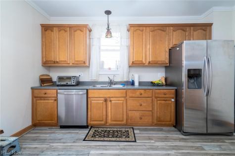 631 Lawson Avenue Steubenville OH 43952