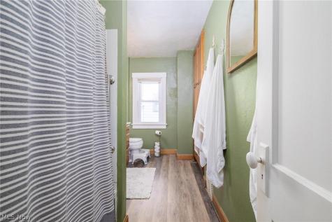 631 Lawson Avenue Steubenville OH 43952