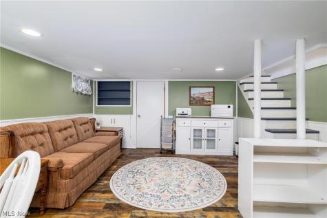 631 Lawson Avenue Steubenville OH 43952