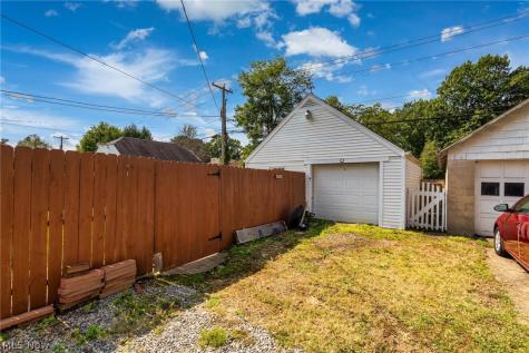 631 Lawson Avenue Steubenville OH 43952