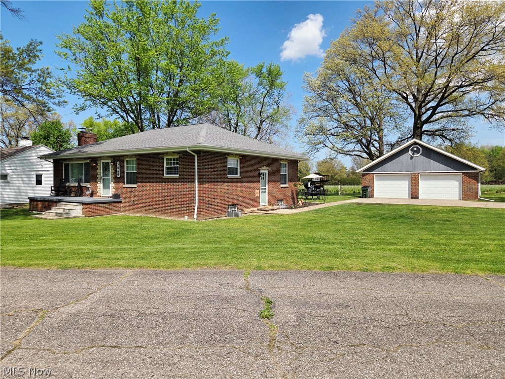 5869 Oberlin Road Amherst OH 44001
