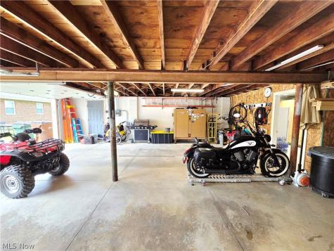 5869 Oberlin Road Amherst OH 44001