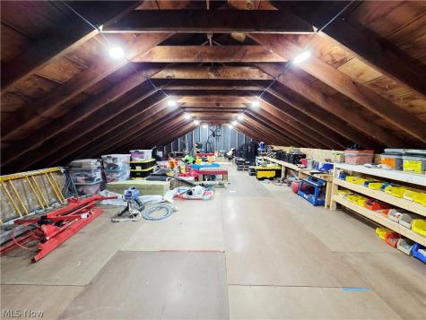 5869 Oberlin Road Amherst OH 44001