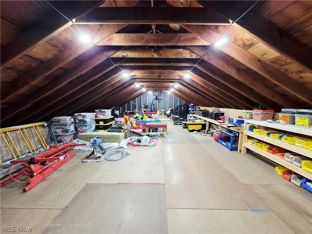 5869 Oberlin Road Amherst OH 44001