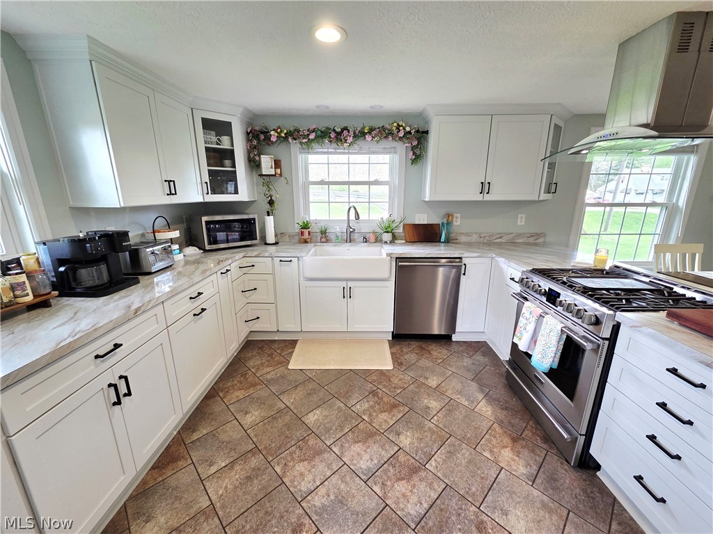 5869 Oberlin Road Amherst OH 44001