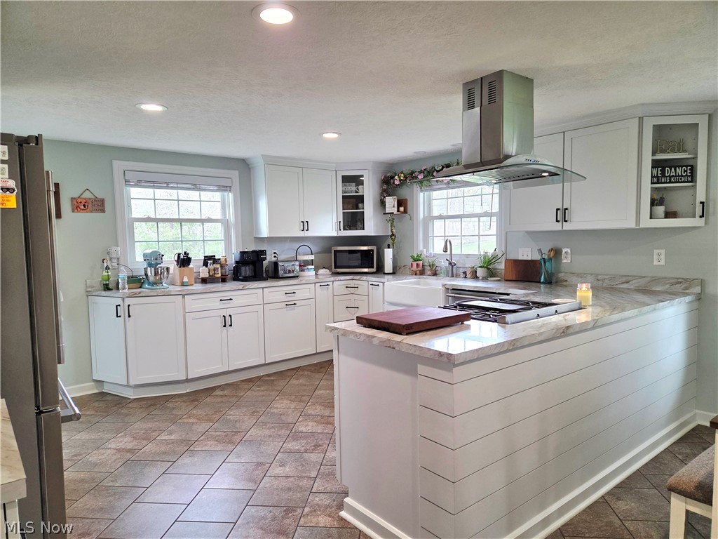 5869 Oberlin Road Amherst OH 44001