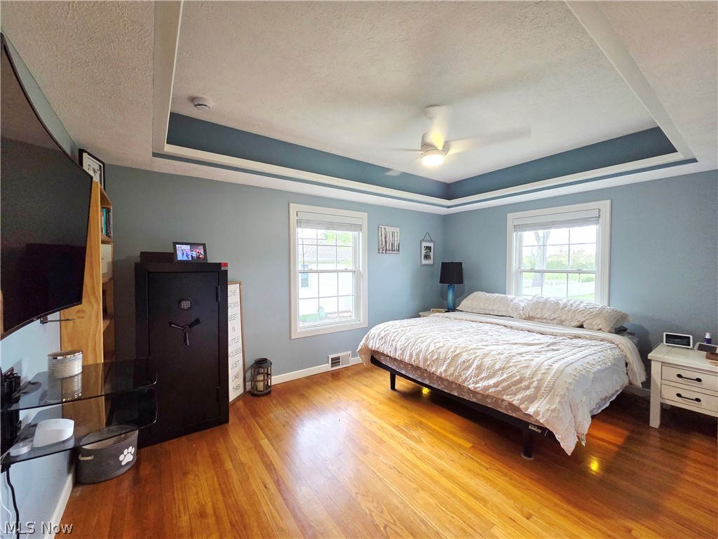 5869 Oberlin Road Amherst OH 44001