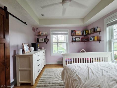 5869 Oberlin Road Amherst OH 44001
