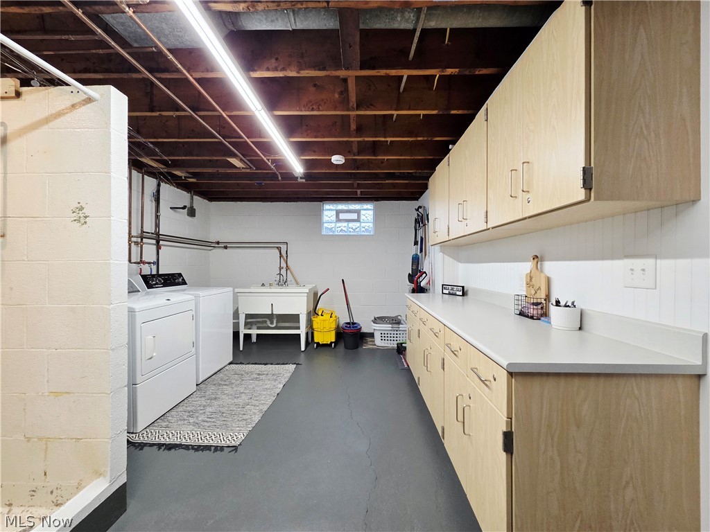 5869 Oberlin Road Amherst OH 44001