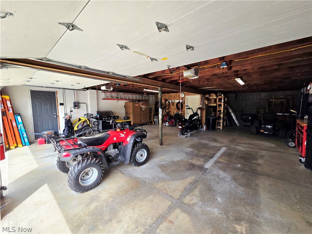 5869 Oberlin Road Amherst OH 44001