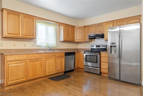 29696 Josephine Drive North Olmsted OH 44070