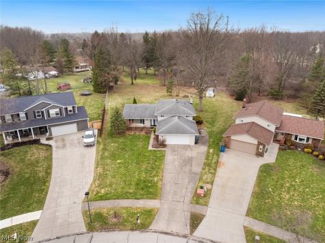 29696 Josephine Drive North Olmsted OH 44070