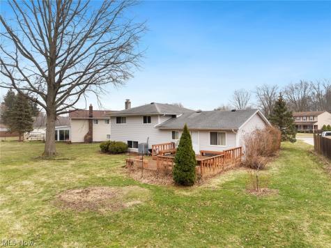 29696 Josephine Drive North Olmsted OH 44070