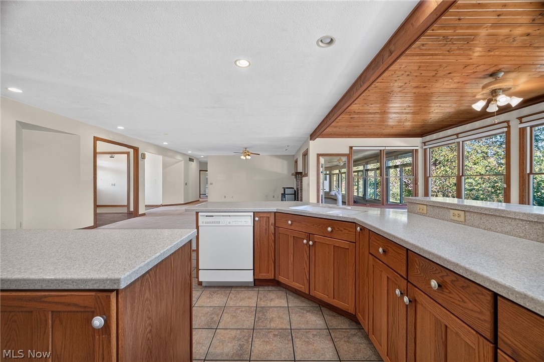 6615 Shilling Road Geneva OH 44041