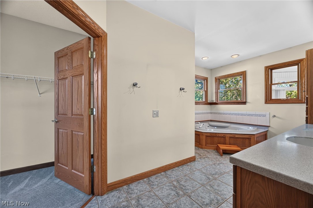 6615 Shilling Road Geneva OH 44041