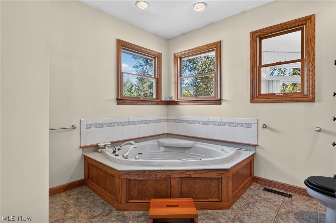 6615 Shilling Road Geneva OH 44041