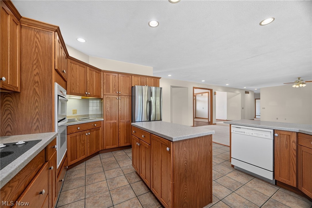 6615 Shilling Road Geneva OH 44041