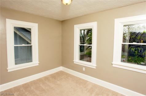 307 Bellflower Avenue NW Canton OH 44708