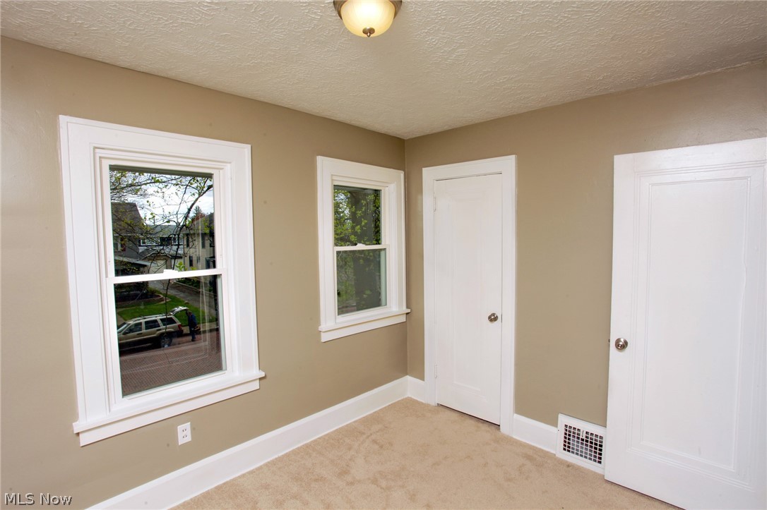 307 Bellflower Avenue NW Canton OH 44708
