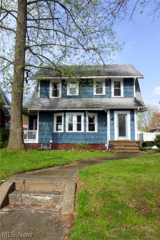 307 Bellflower Avenue NW Canton OH 44708