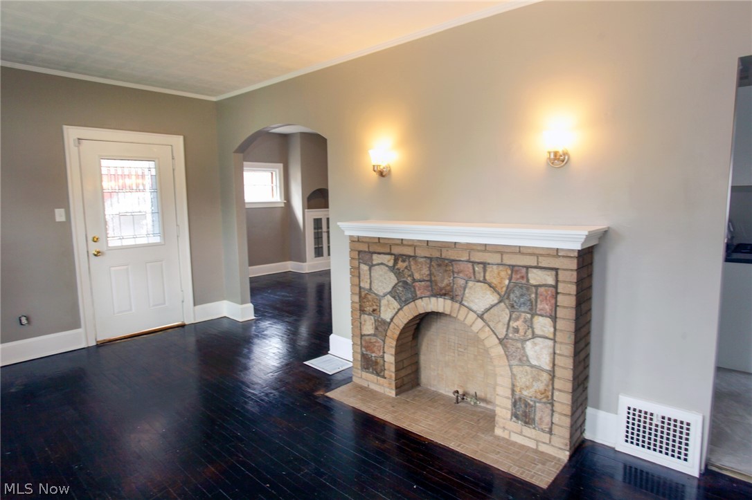 307 Bellflower Avenue NW Canton OH 44708