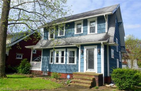 307 Bellflower Avenue NW Canton OH 44708