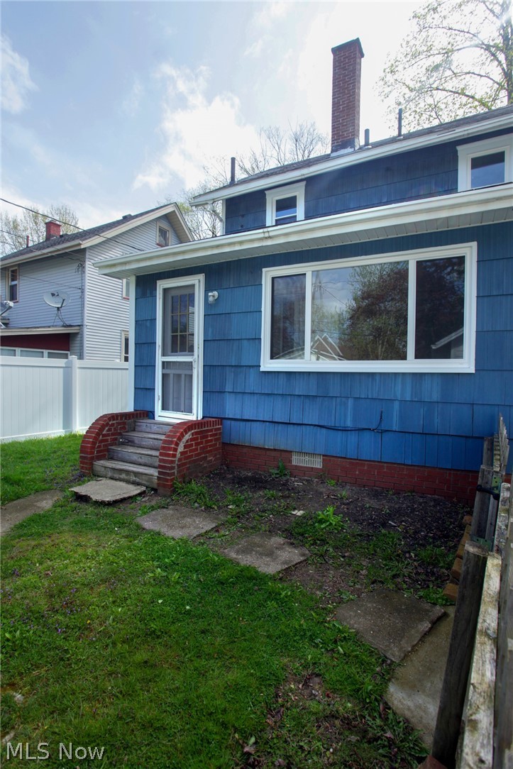 307 Bellflower Avenue NW Canton OH 44708