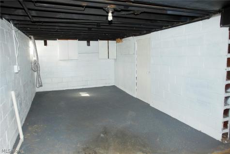 307 Bellflower Avenue NW Canton OH 44708