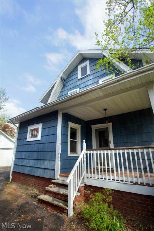 307 Bellflower Avenue NW Canton OH 44708