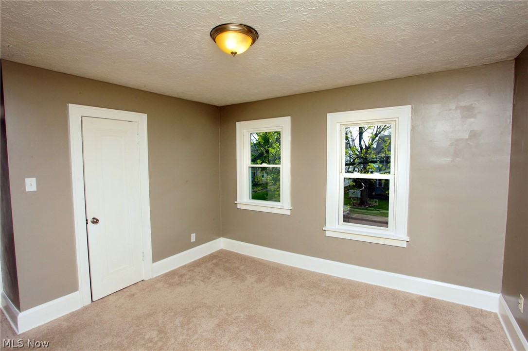 307 Bellflower Avenue NW Canton OH 44708