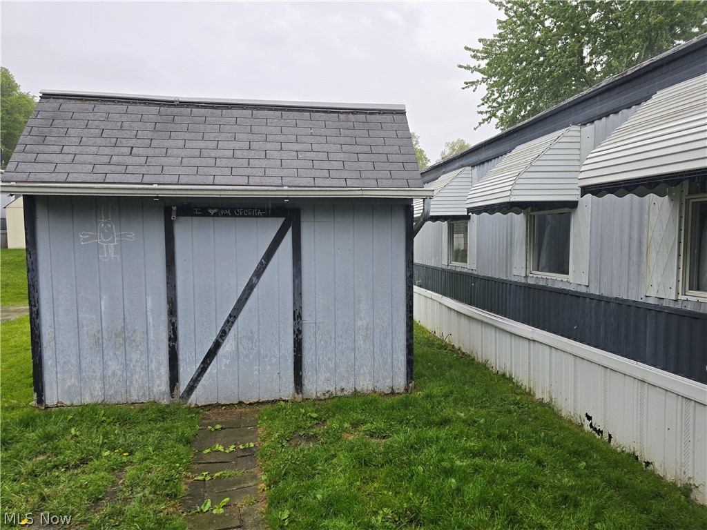 42 Redwood Drive Beloit OH 44609
