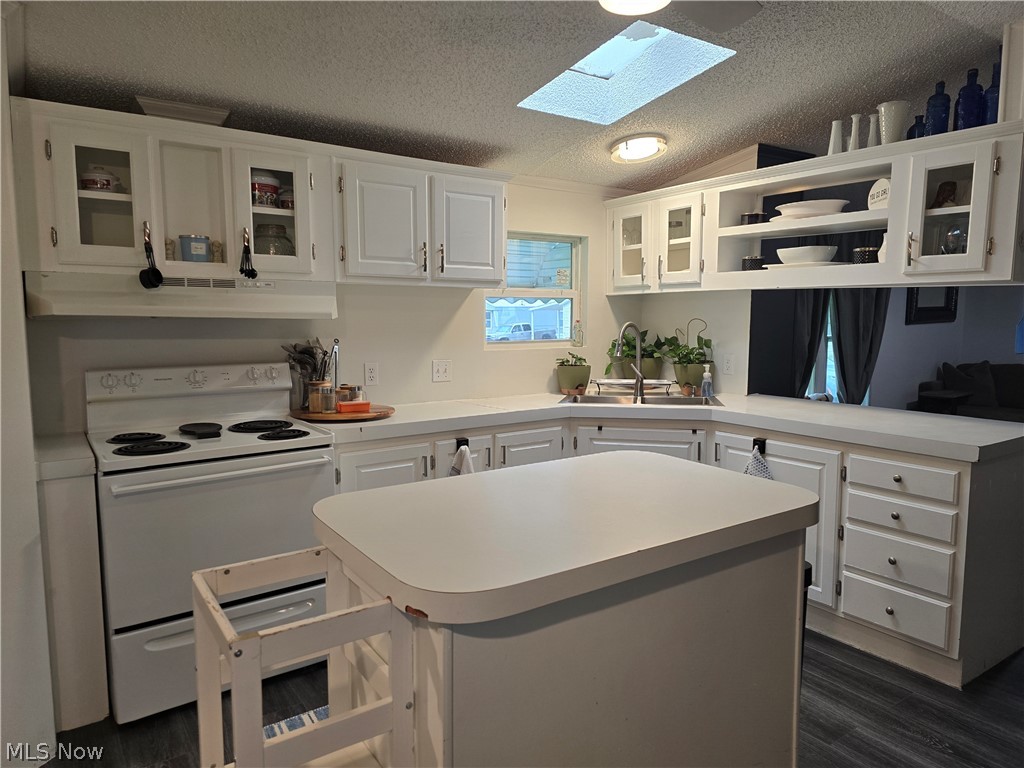 42 Redwood Drive Beloit OH 44609