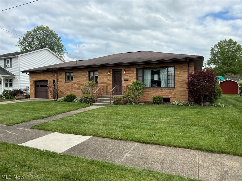 120 E 21st Street Dover OH 44622
