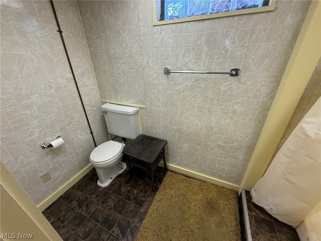 120 E 21st Street Dover OH 44622