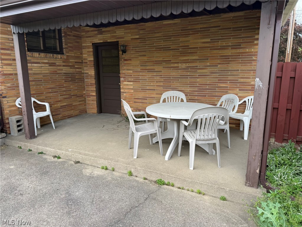 120 E 21st Street Dover OH 44622
