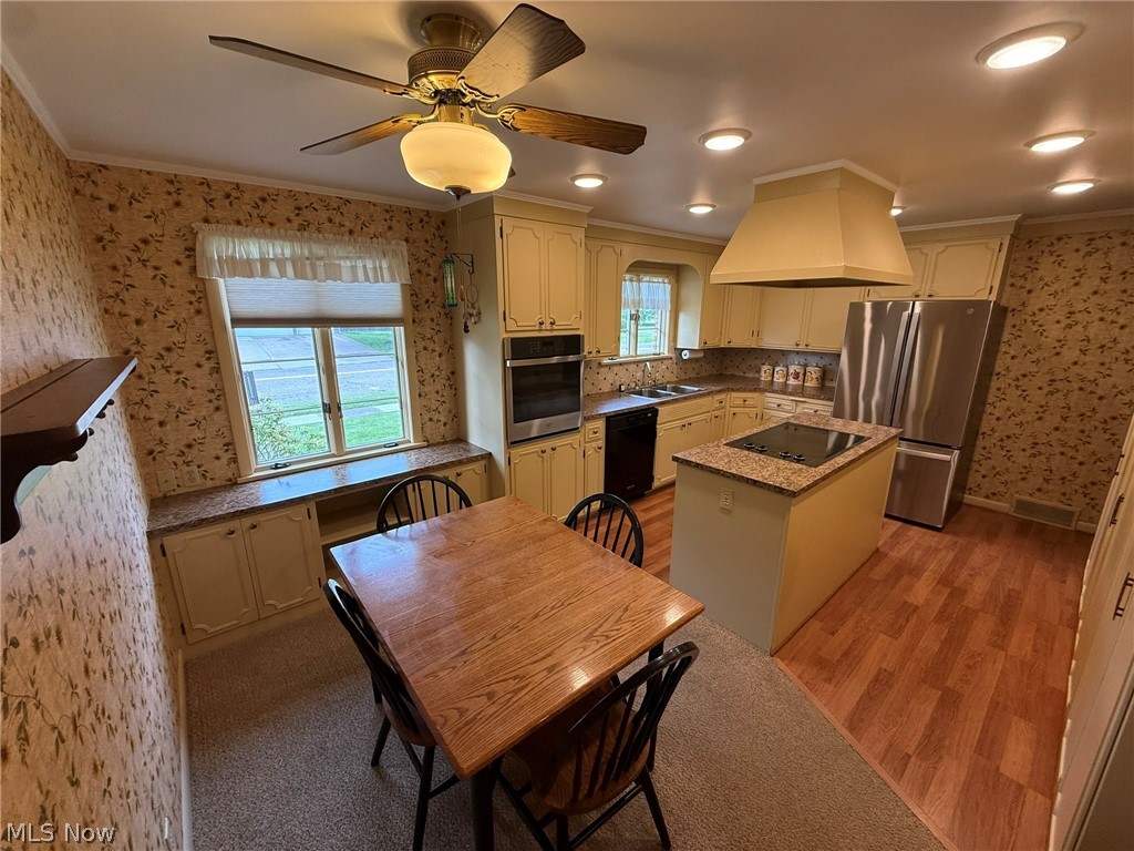 120 E 21st Street Dover OH 44622