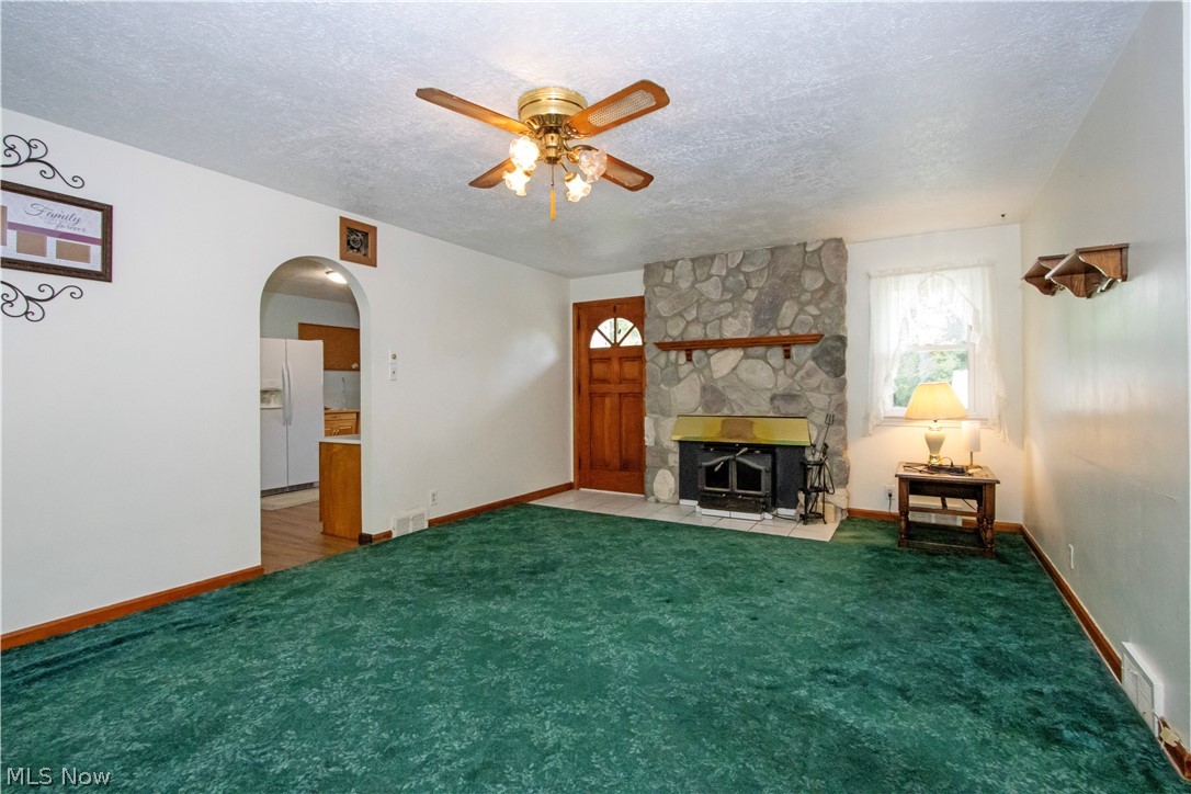 255 Wolf Avenue Wadsworth OH 44281