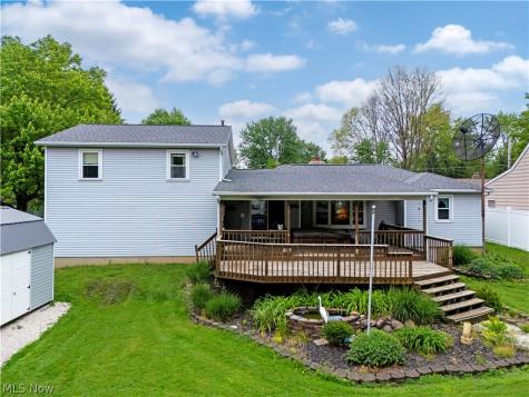 255 Wolf Avenue Wadsworth OH 44281