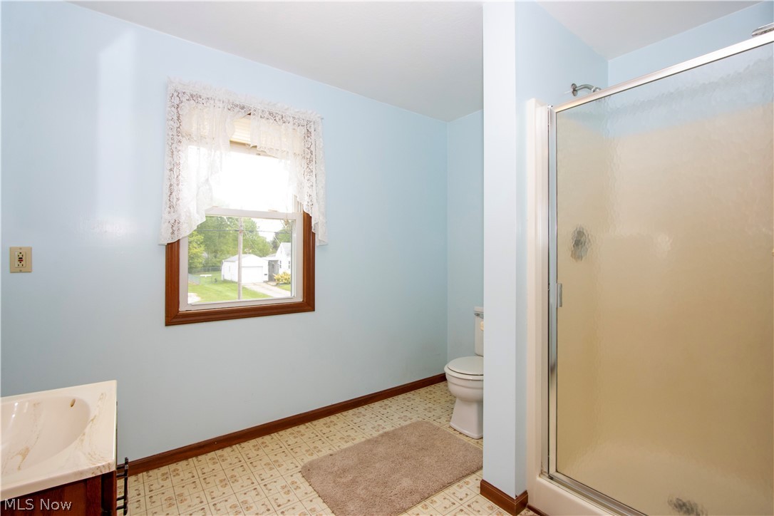 255 Wolf Avenue Wadsworth OH 44281
