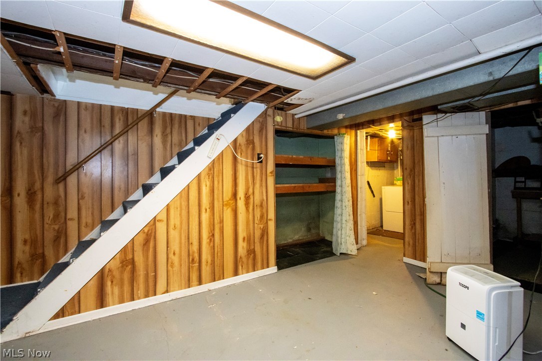 255 Wolf Avenue Wadsworth OH 44281