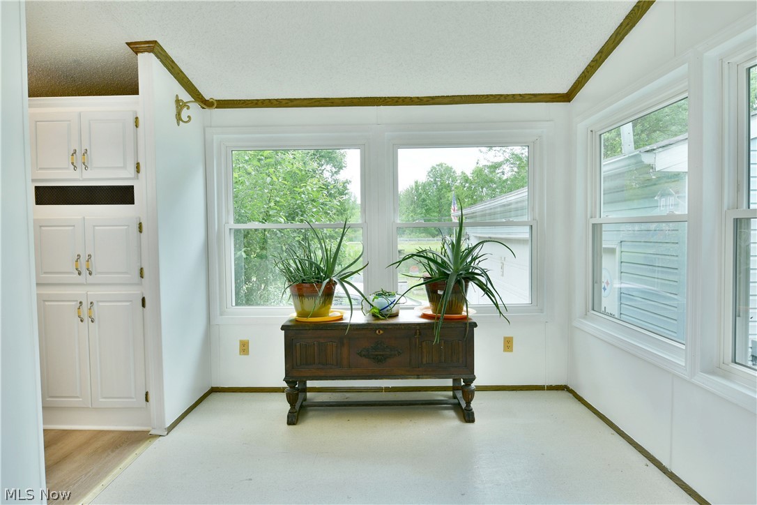 826 Bristol Champion Townline Road NE Bristolville OH 44402