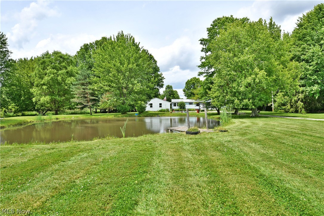 826 Bristol Champion Townline Road NE Bristolville OH 44402