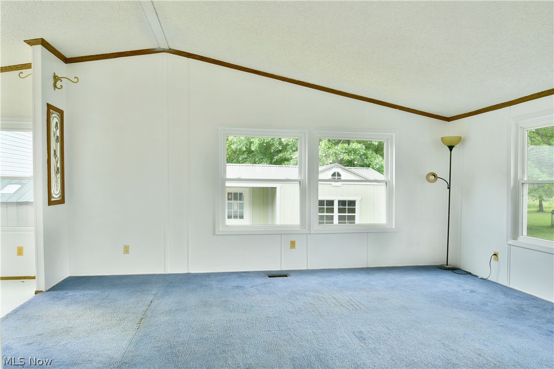 826 Bristol Champion Townline Road NE Bristolville OH 44402