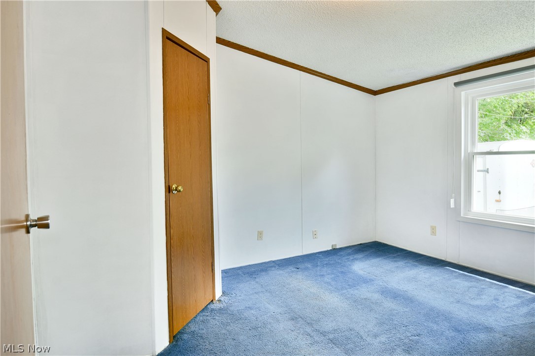 826 Bristol Champion Townline Road NE Bristolville OH 44402