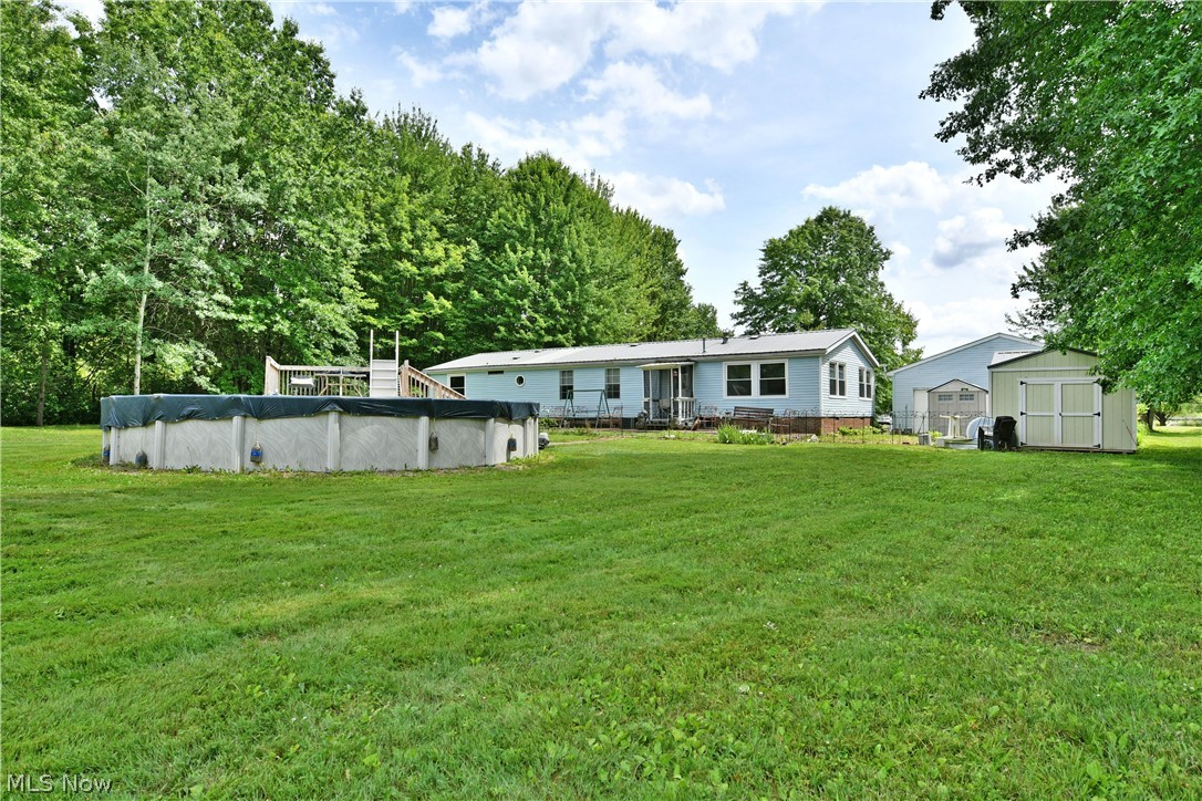 826 Bristol Champion Townline Road NE Bristolville OH 44402