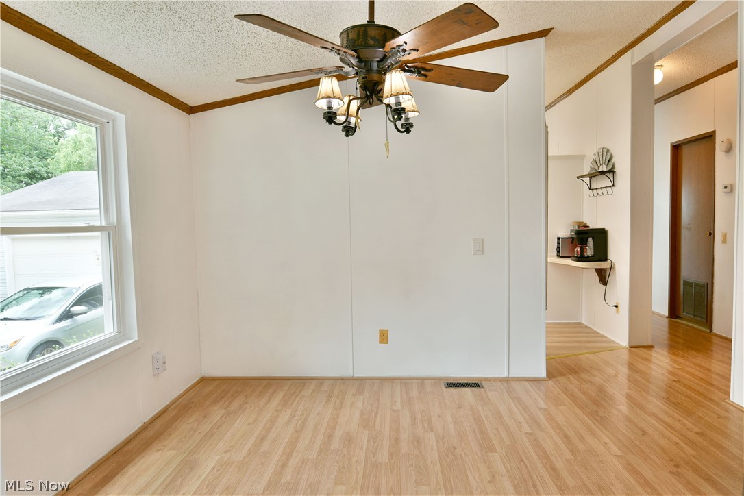 826 Bristol Champion Townline Road NE Bristolville OH 44402