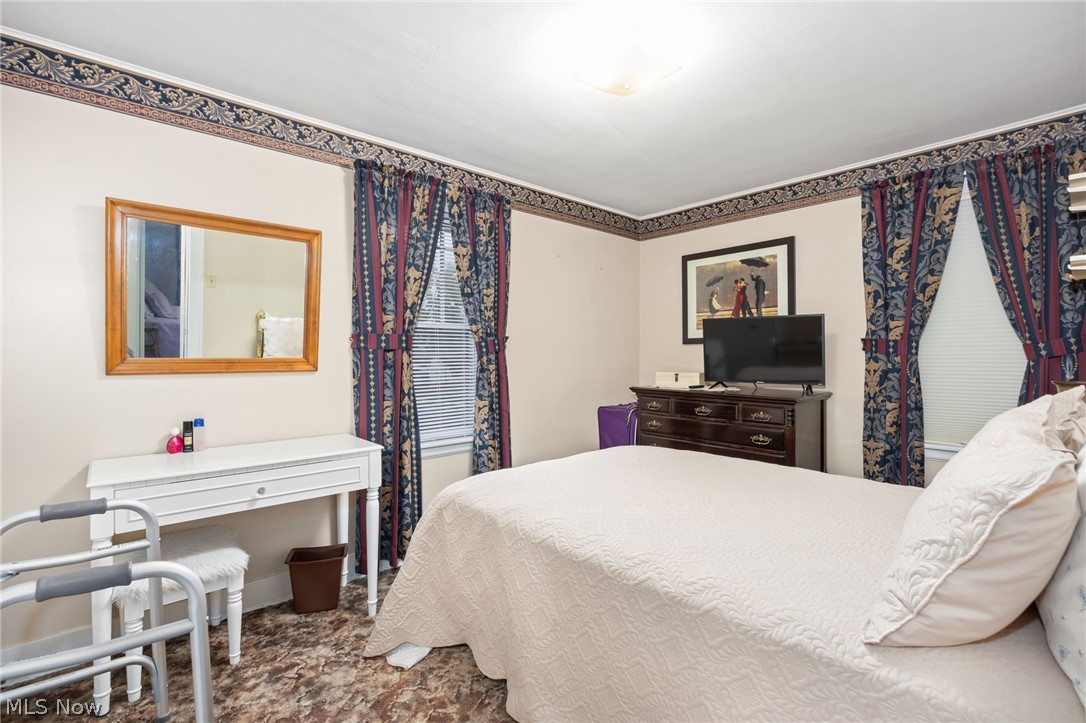 343 Kathron Avenue Cuyahoga Falls OH 44221