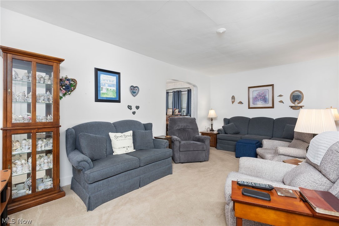 343 Kathron Avenue Cuyahoga Falls OH 44221
